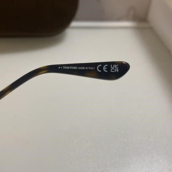 New Tom Ford Unisex Holden Brown Gradient Pilot  Sunglasses FT0818 08G","descrip - Picture 5 of 12